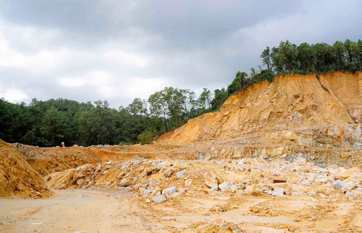 Huế khoanh định mỏ đất san lấp phục vụ dự án mở rộng cao tốc
